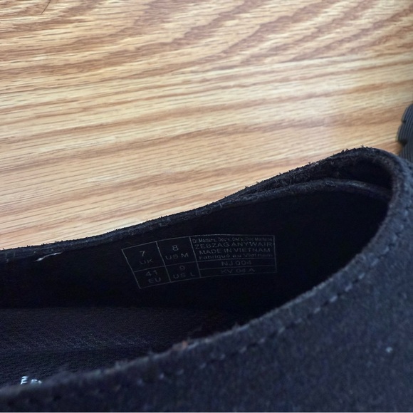 Dr. Martens ZEBZAG ANYWAIR Black Suede Mules size 9 - Picture 6 of 7